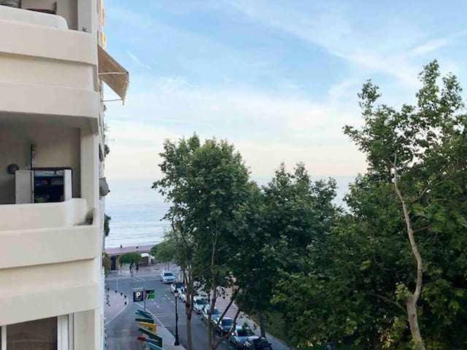 Large Modern Beach Front Apartment, Rooftop Pool!! Marbella Exterior photo