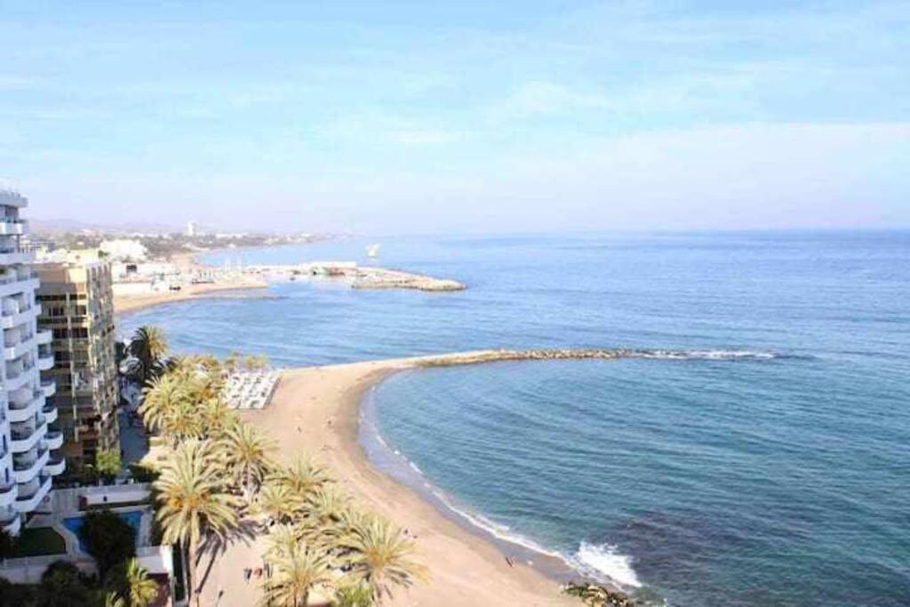 Large Modern Beach Front Apartment, Rooftop Pool!! Marbella Exterior photo