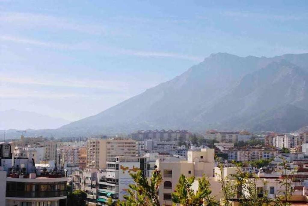 Large Modern Beach Front Apartment, Rooftop Pool!! Marbella Exterior photo